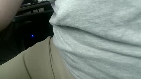 show_off_89 online show from 10-14-25, 03:07