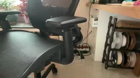 Snapshot of showflyer06 chatting on 12-02-25, 07:53 showflyer06 online show from 12-02-25, 07:53