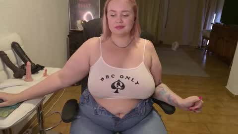 Mimi   online show from 12-02-25, 04:35