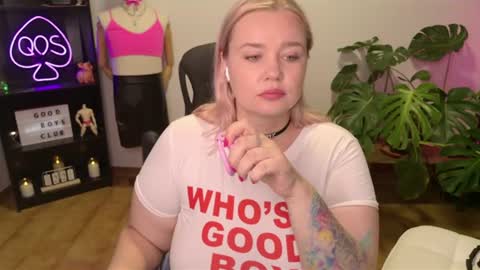 Mimi   online show from 07-22-26, 07:05