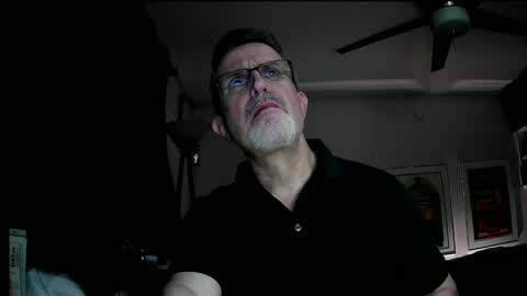 Snapshot of shrewtamer chatting on 12-14-24, 02:01 shrewtamer online show from 12-14-24, 02:01