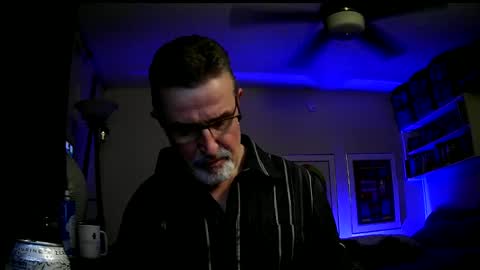 Snapshot of shrewtamer chatting on 12-18-24, 04:09 shrewtamer online show from 12-18-24, 04:09