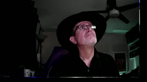 Snapshot of shrewtamer chatting on 01-12-25, 06:17 shrewtamer online show from 01-12-25, 06:17