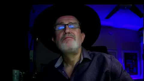 Snapshot of shrewtamer chatting on 01-16-25, 06:03 shrewtamer online show from 01-16-25, 06:03