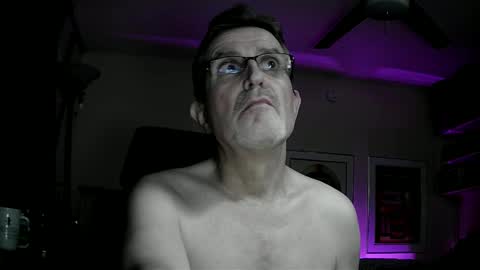 Snapshot of shrewtamer chatting on 01-25-25, 03:30 shrewtamer online show from 01-25-25, 03:30