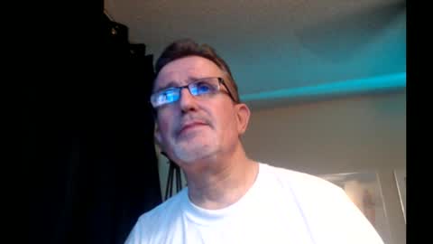 Snapshot of shrewtamer chatting on 02-19-25, 02:01 shrewtamer online show from 02-19-25, 02:01