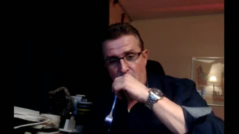 Snapshot of shrewtamer chatting on 02-21-25, 06:07 shrewtamer online show from 02-21-25, 06:07