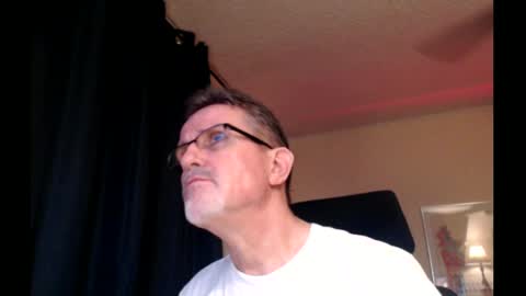 Snapshot of shrewtamer chatting on 02-26-25, 05:53 shrewtamer online show from 02-26-25, 05:53