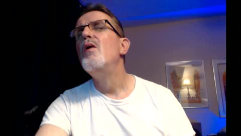 Snapshot of shrewtamer chatting on 02-27-25, 03:04 shrewtamer online show from 02-27-25, 03:04