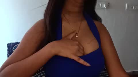 Snapshot of shreya_0 chatting on 03-05-26, 08:32 shreya_0 online show from 03-05-26, 08:32