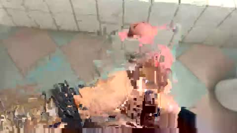 Snapshot of shtirlec86 chatting on 01-07-25, 05:43 Mary and Piter online show from 01-07-25, 05:43