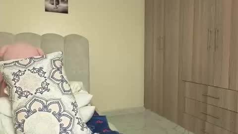 EVA online show from 04-26-26, 12:19