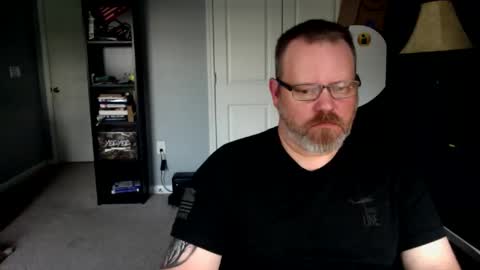 Snapshot of shughes740 chatting on 04-15-26, 11:27 shughes740 online show from 04-15-26, 11:27