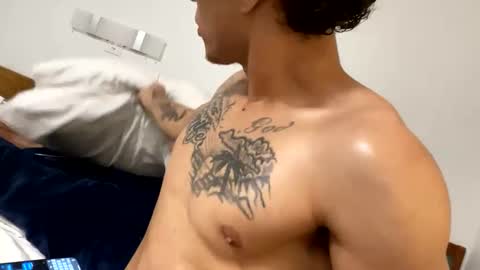 Snapshot of shurthingxx chatting on 01-15-25, 10:49 shurthingxx online show from 01-15-25, 10:49