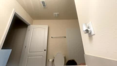 Snapshot of shurthingxx chatting on 02-17-25, 08:19 shurthingxx online show from 02-17-25, 08:19