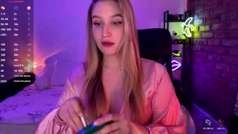 Alice online show from 11-23-25, 11:26