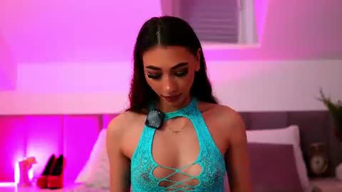 Snapshot of shy_eveline chatting on 06-19-26, 05:17 shy_eveline online show from 06-19-26, 05:17