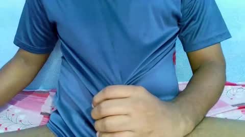 Snapshot of shy_eyes_ chatting on 03-02-25, 07:32 shyeyes online show from 03-02-25, 07:32