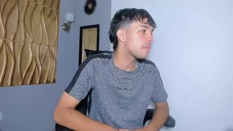 Snapshot of shy_guyy18 chatting on 12-03-25, 02:41 Alan online show from 12-03-25, 02:41