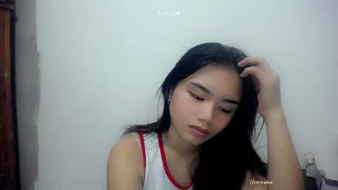 shy_innocent_girl online show from 07-15-26, 01:49