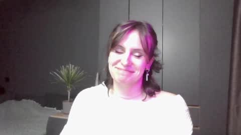 Snapshot of shy_miracle chatting on 03-31-26, 06:52 shy_miracle online show from 03-31-26, 06:52