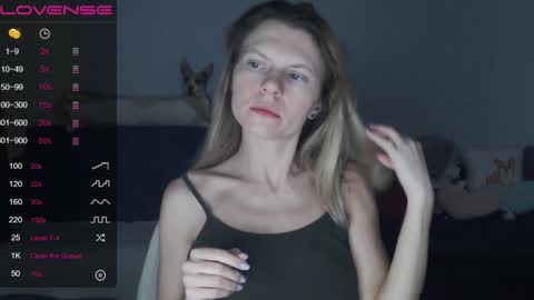 Snapshot of shy_moony chatting on 12-15-24, 09:53 just Alex online show from 12-15-24, 09:53