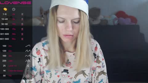 Snapshot of shy_moony chatting on 01-02-25, 01:40 just Alex online show from 01-02-25, 01:40