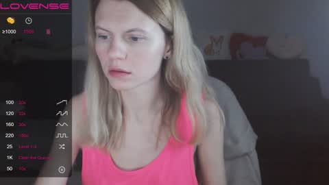 Snapshot of shy_moony chatting on 01-12-25, 10:01 just Alex online show from 01-12-25, 10:01