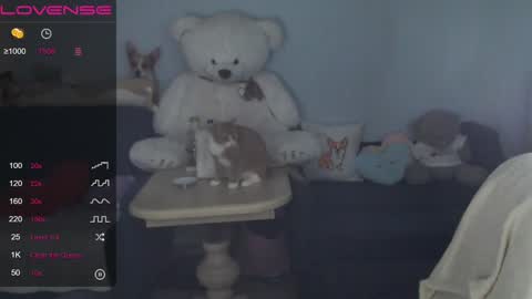 Snapshot of shy_moony chatting on 02-09-25, 11:46 just Alex online show from 02-09-25, 11:46