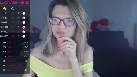 Snapshot of shy_moony chatting on 03-11-25, 10:42 just Alex online show from 03-11-25, 10:42