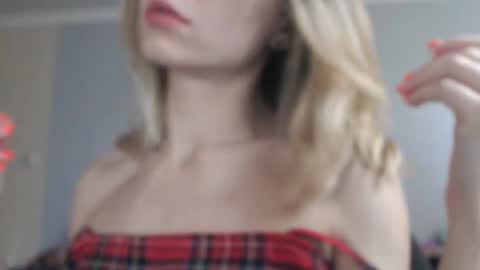 Snapshot of shy_moony chatting on 09-12-25, 02:17 just Alex online show from 09-12-25, 02:17