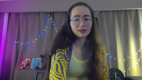 Snapshot of shy_night_bat chatting on 03-29-26, 09:15 Shy Night Bat online show from 03-29-26, 09:15