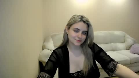 shy_sabrina_ online show from 04-01-26, 09:01