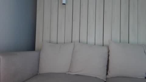 shy_schoolgirl_ online show from 01-27-25, 09:44