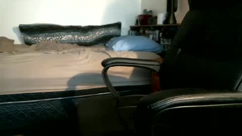 shyboyhugecum2020 online show from 06-19-26, 03:00