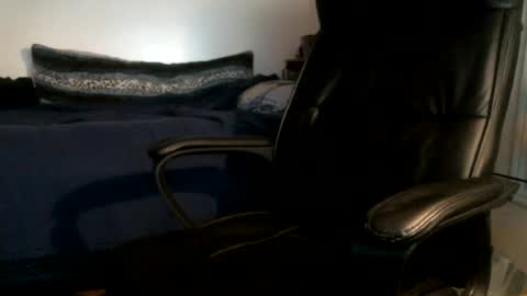 shyboyhugecum2020 online show from 07-09-26, 03:43