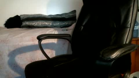 shyboyhugecum2020 online show from 07-23-26, 03:04