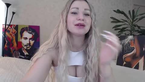 Eva online show from 02-15-26, 06:32