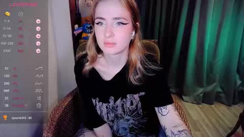 Effie online show from 11-24-25, 12:27