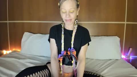 Snapshot of shylah_faye chatting on 11-01-25, 04:14 Shylah Faye online show from 11-01-25, 04:14