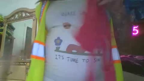 Snapshot of shymilf535 chatting on 02-10-26, 03:43 RBXs Princess online show from 02-10-26, 03:43