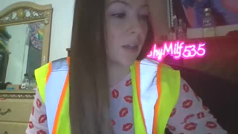 Snapshot of shymilf535 chatting on 02-18-26, 03:02 RBXs Princess online show from 02-18-26, 03:02