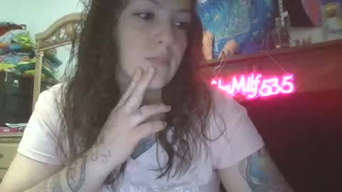 Snapshot of shymilf535 chatting on 03-09-26, 02:26 RBXs Princess online show from 03-09-26, 02:26