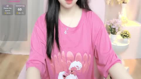 Snapshot of shynana23 chatting on 06-20-26, 01:19 nana online show from 06-20-26, 01:19