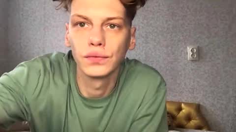 Tom and Betty online show from 02-27-25, 06:29