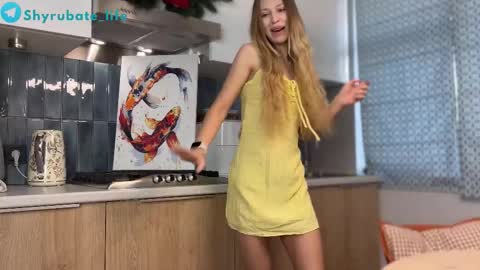 Snapshot of shyrubate chatting on 03-13-26, 06:31 Aurora online show from 03-13-26, 06:31