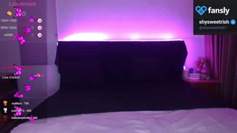 Snapshot of shysweetrish chatting on 11-12-25, 12:33 shysweetrish online show from 11-12-25, 12:33