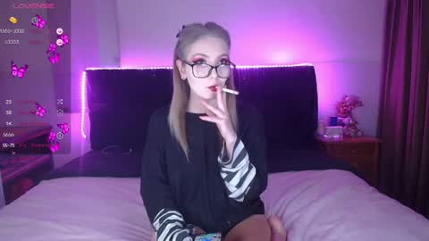 shysweetrish online show from 04-22-26, 12:02