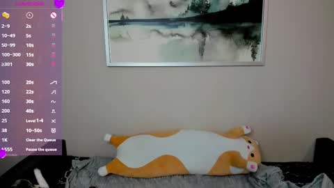 Snapshot of sia0610 chatting on 03-06-25, 05:24 SIA online show from 03-06-25, 05:24