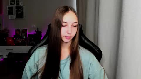 Snapshot of sia0610 chatting on 09-13-25, 03:39 SIA online show from 09-13-25, 03:39